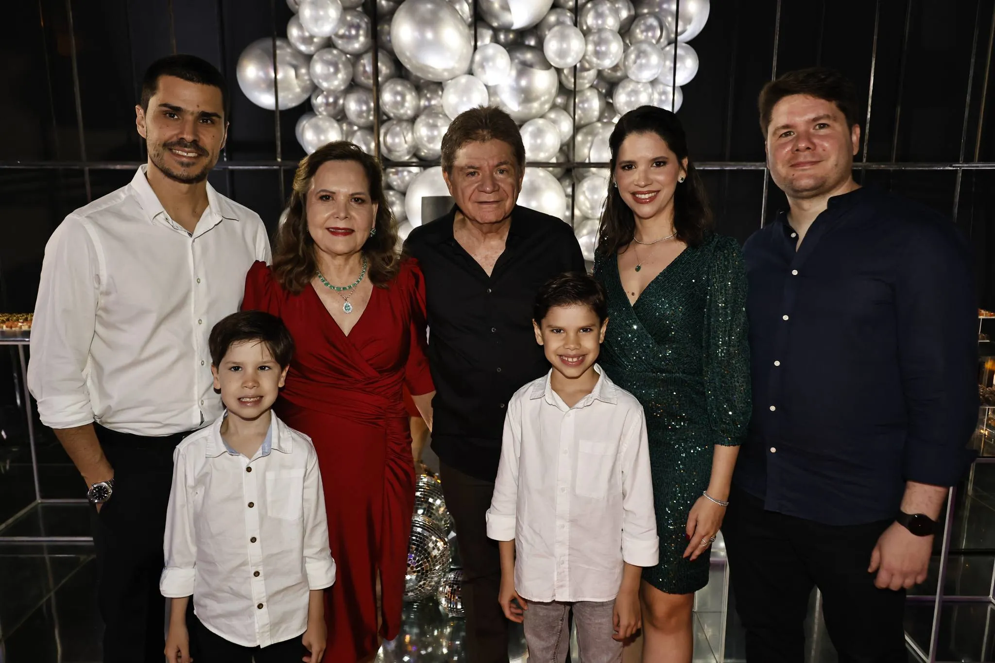 Inês e Roberto Porto com Edmundo, Beatriz, Rafael e Victor Melo e Roberto Câmara