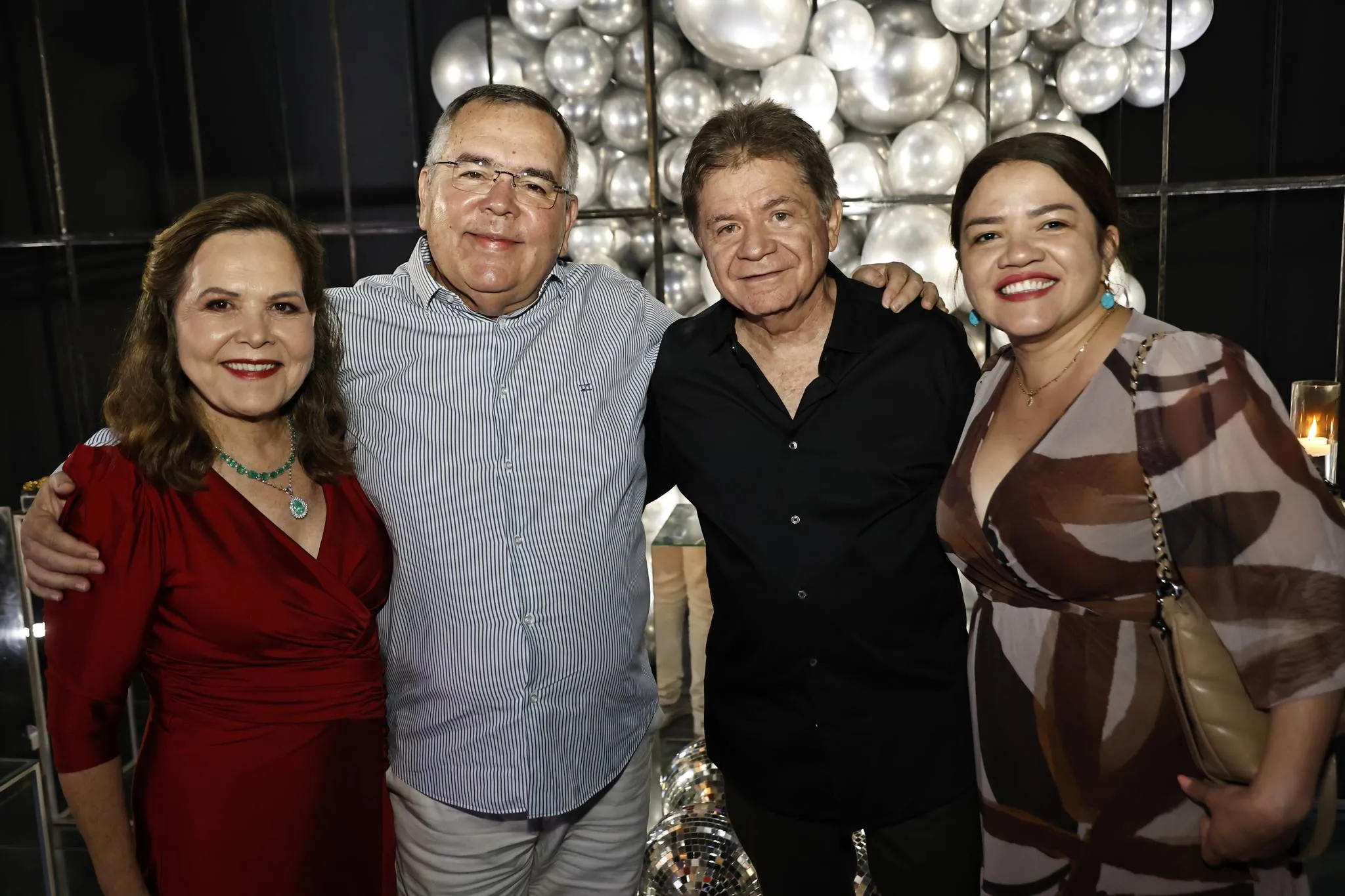 Inês e Roberto Porto com Ronald Carneiro e Nádia Câmara