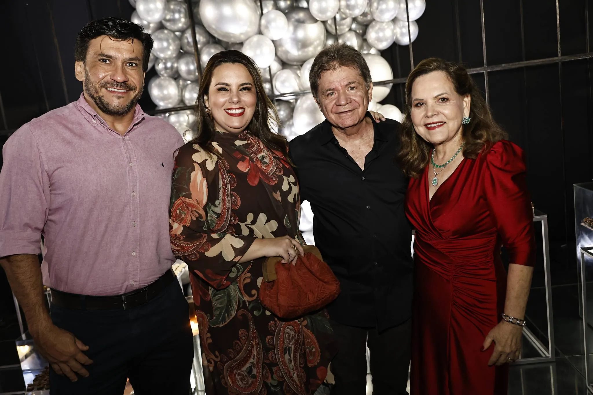Inês e Roberto Porto com Victor Feitosa e Priscila Malvera