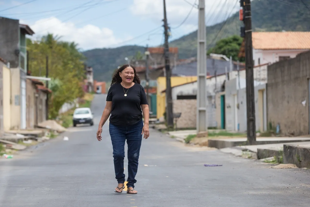 Moradores da Rua Irmã Irene, em Maranguape, reivindicaram acesso ao esgotamento sanitário por décadas