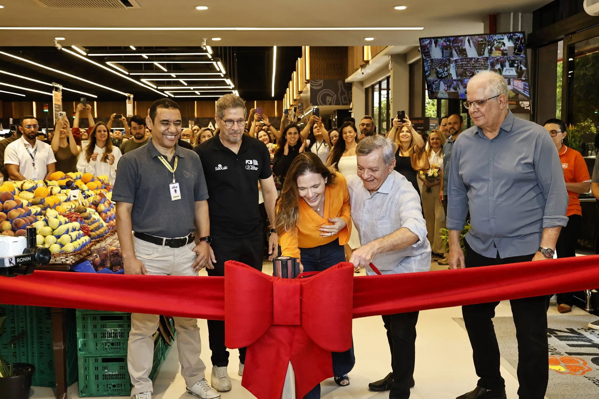 Corte da Fita de Inauguração
