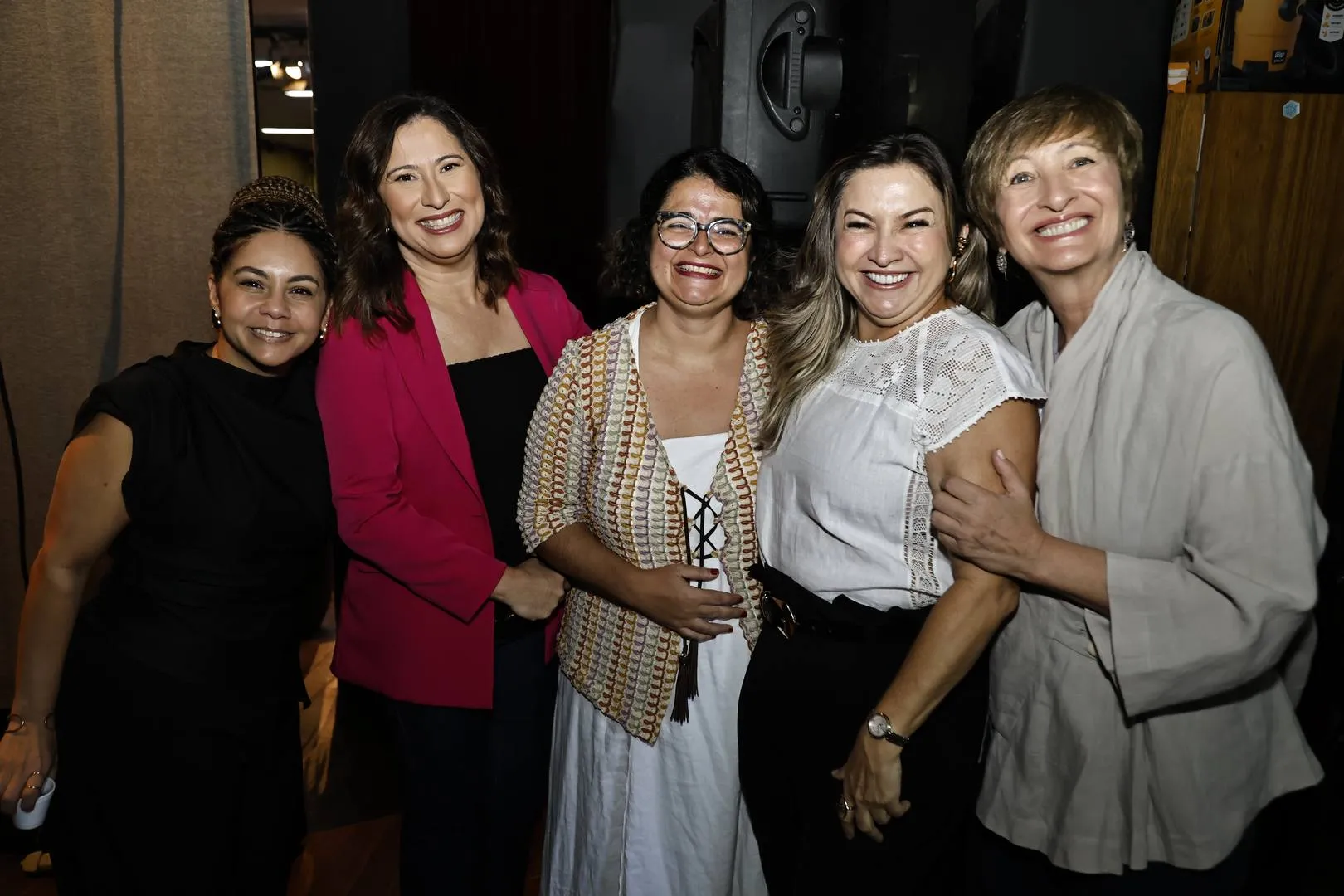 Fátima Batista, Aline Oliveira, Eulalia Camurça, Ana Quezado e Sônia Bridi