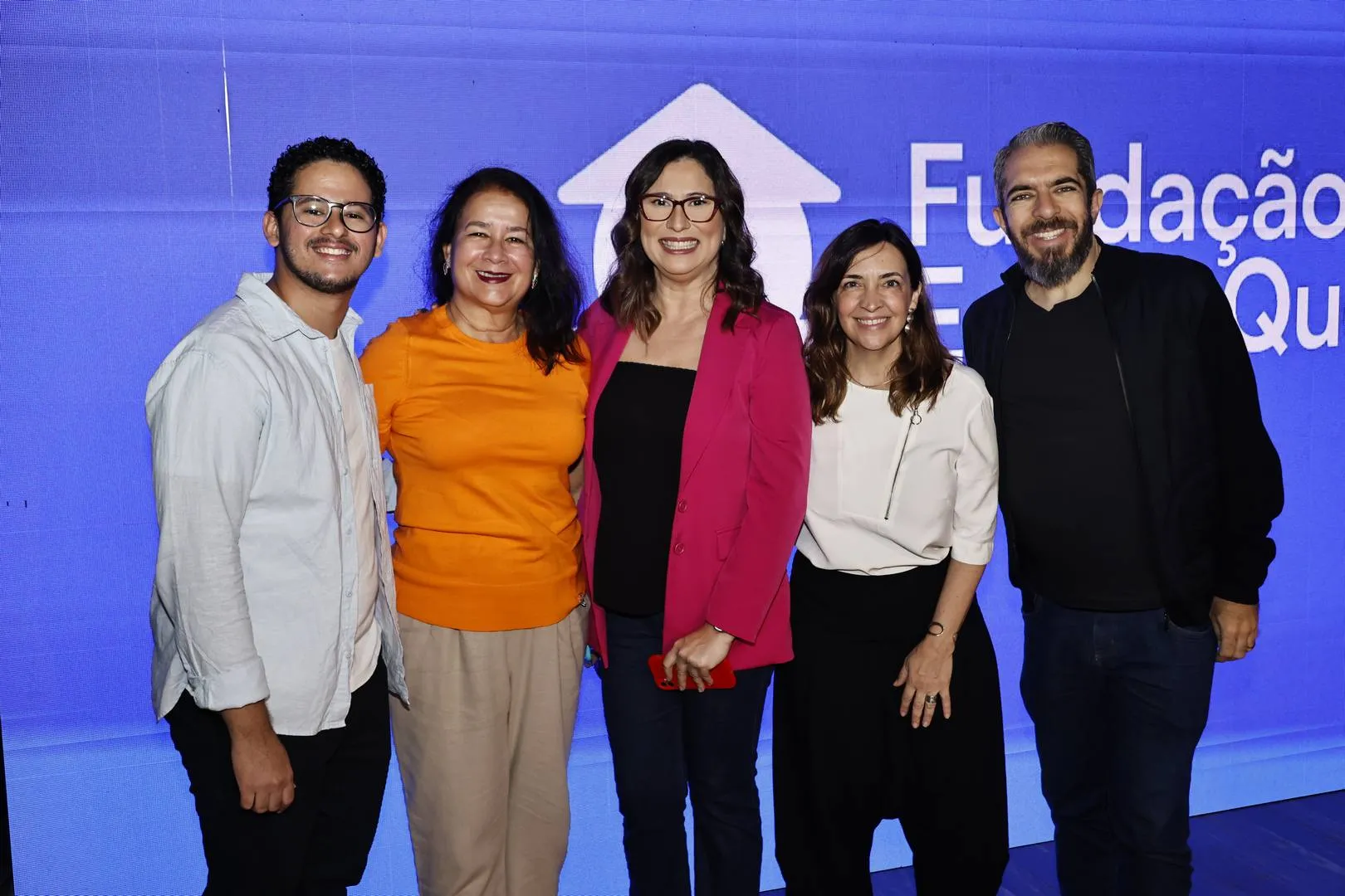 Lucas Falconeri, Suzi Costa, Aline Oliveira, Viridiana Bertolini e Cristovam Ferrara
