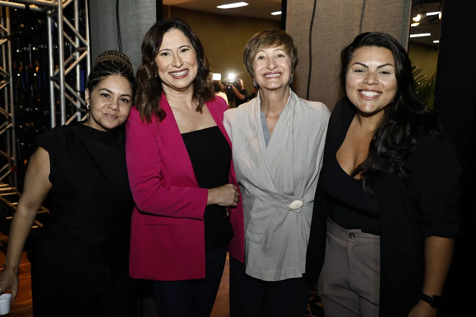 Fátima Batista, Aline Oliveira, Sônia Brid e Simony César