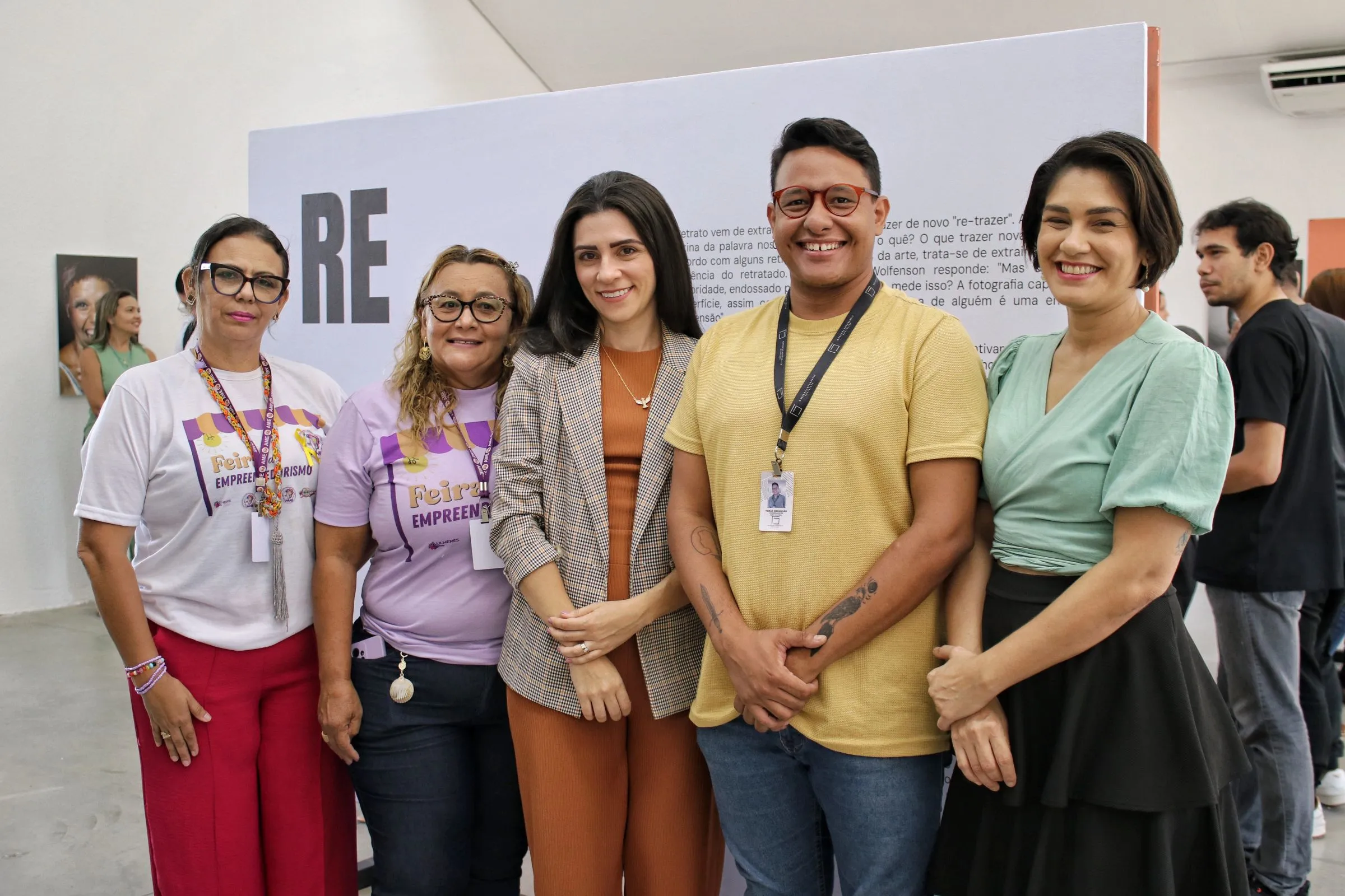 Socorro Monteiro, Nirla Rodrigues, Viviane Rufino, Tomaz Maranhão e Carolina Nascimento