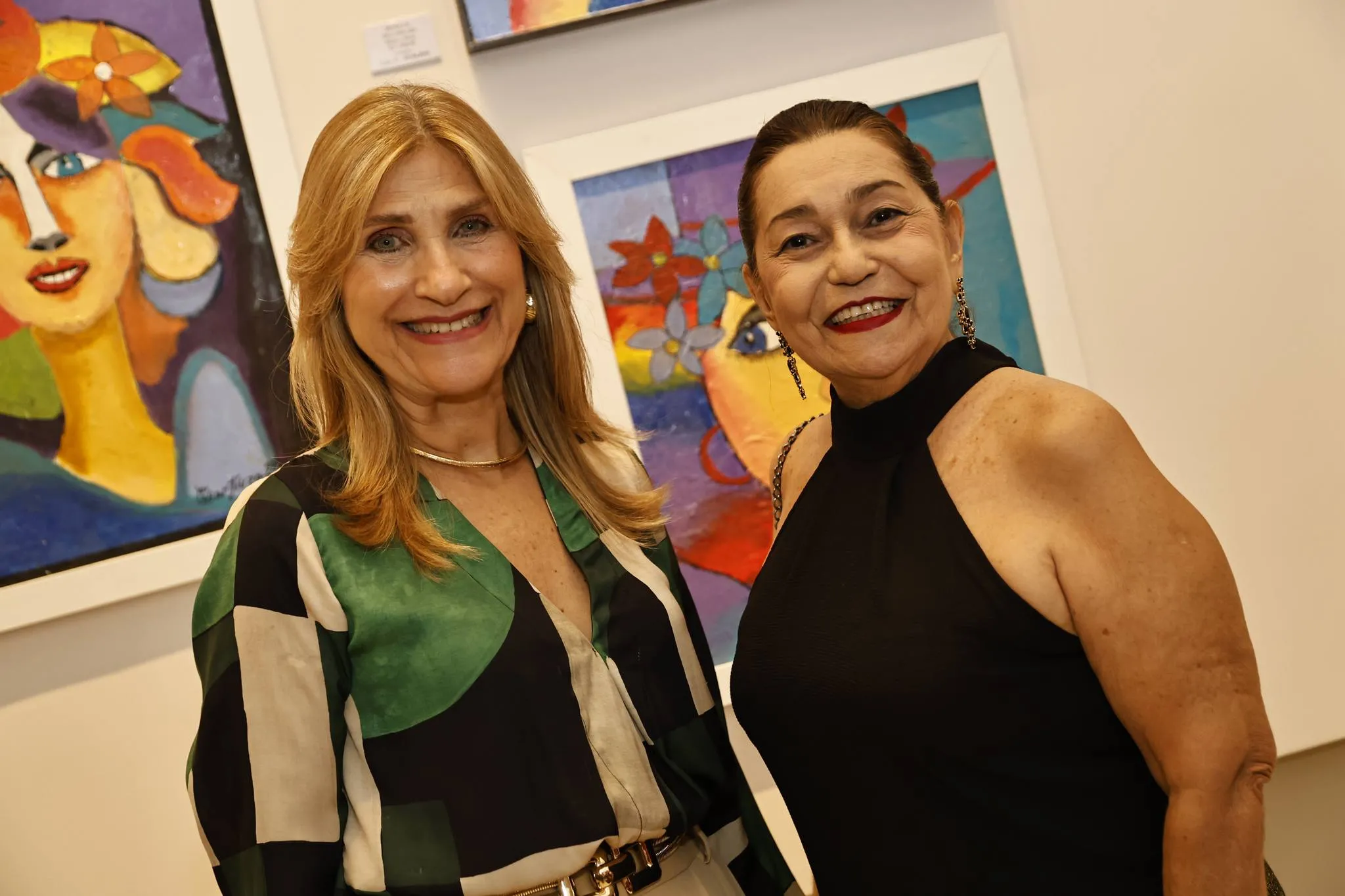 Jacqueline Barbosa e Regina Caracas