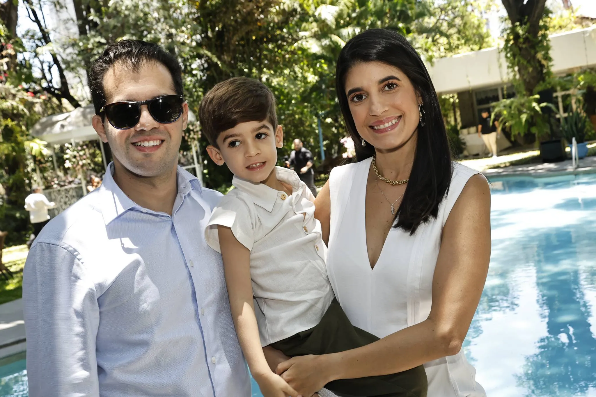 Mário, Guilherme e Camila Bezerra