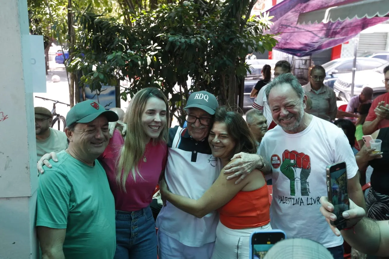 Políticos compareceram ao evento.