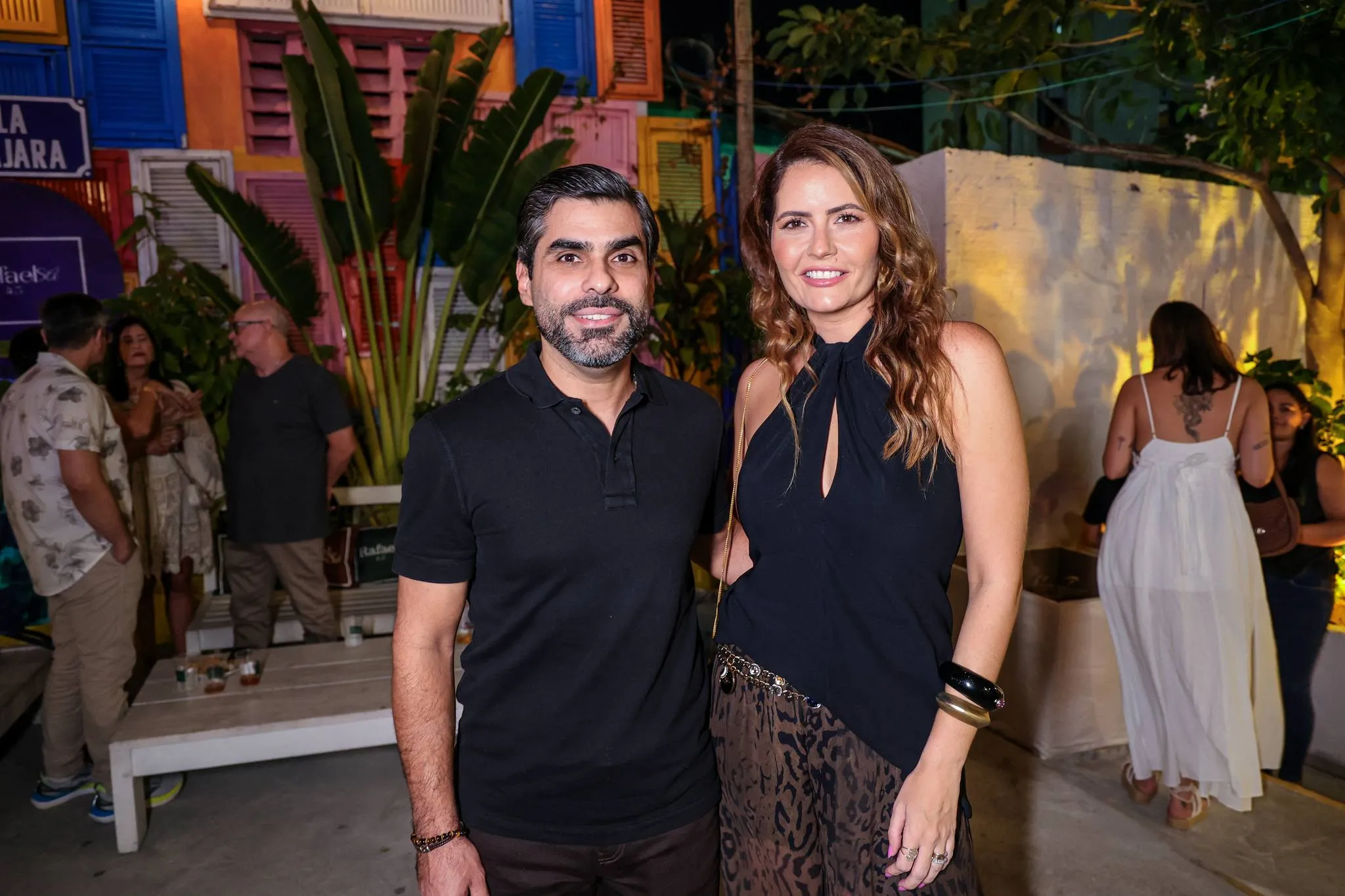 Queiroz Filho e Camila Queiroz