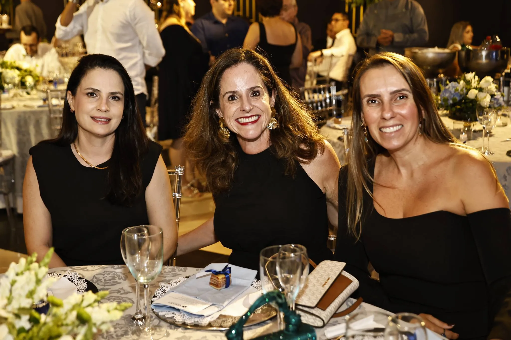 Fabrícia Silveira, Christina Larroudé e Raquel Oliveira