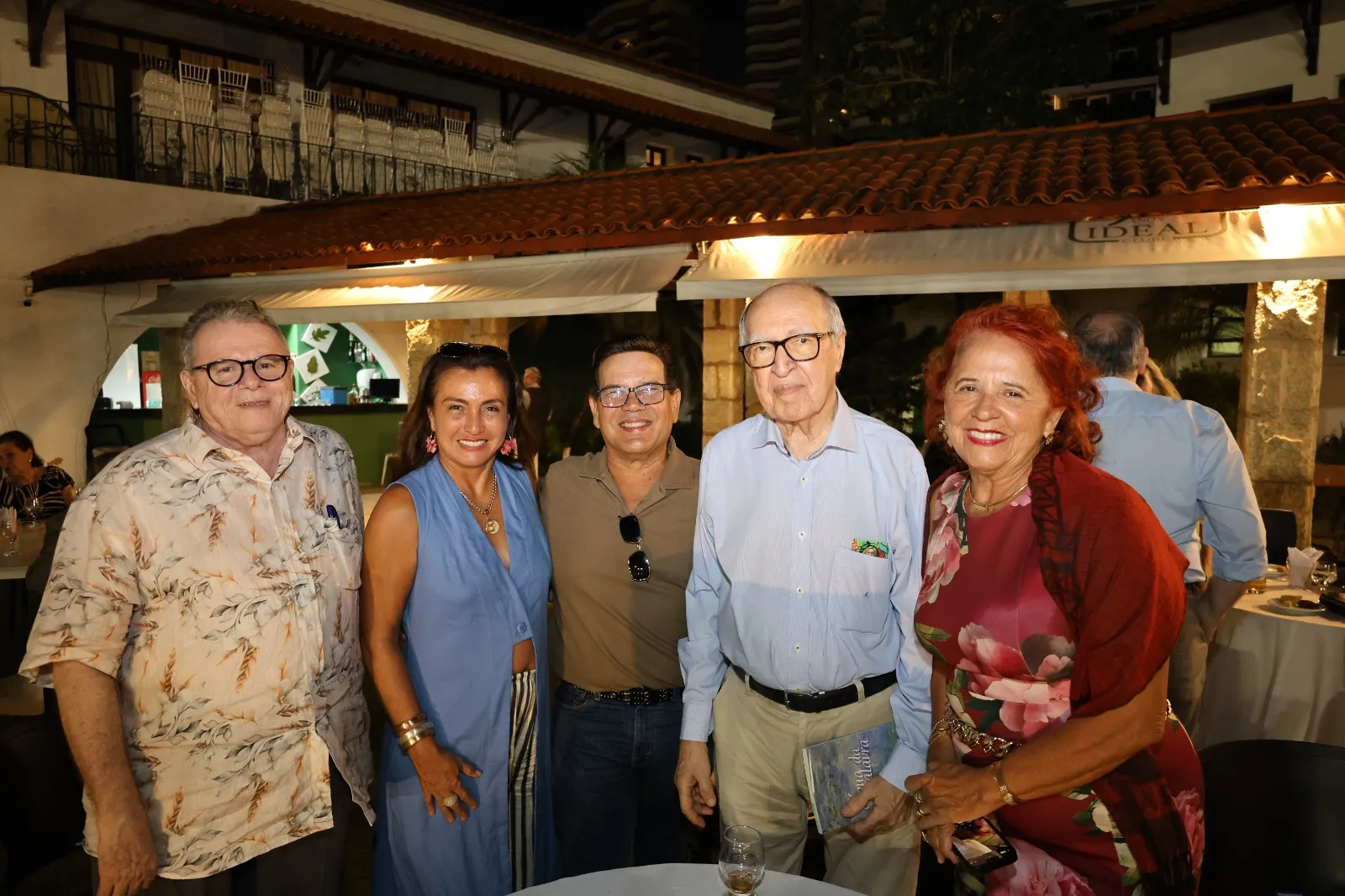 Lançamento do livro de Lourdinha Leite Barbosa