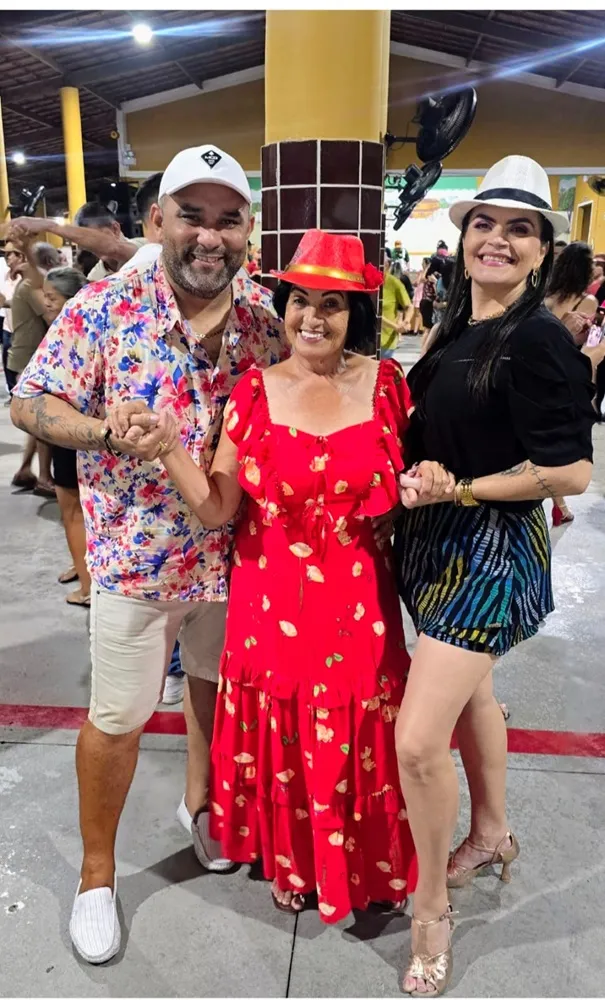 Casal ficou amigo de Vovó Joia ao frequentar, todo domingo, o sítio que ela mantém.