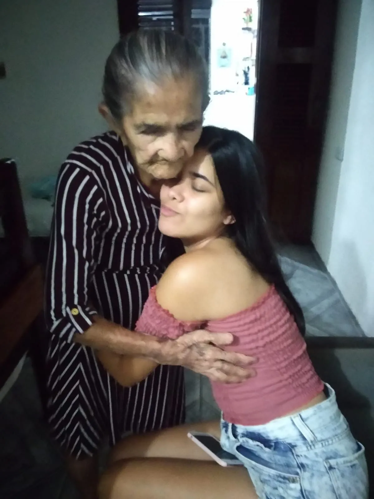 Maria de Lourdes completará 102 anos em novembro.