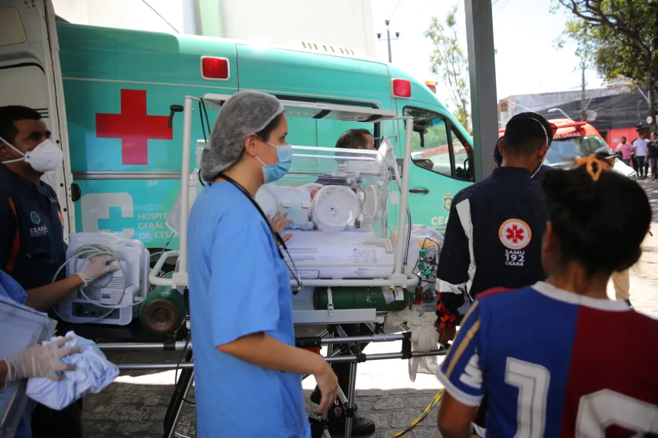 Após o ocorrido, crianças e mulheres internadas no hospital foram transferidos para outras unidades da rede de saúde.