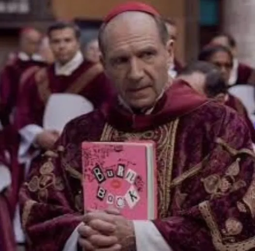 Memeficação ligada à religião é ponto relevante para compreender o alcance da fé nas diversas camadas sociais.