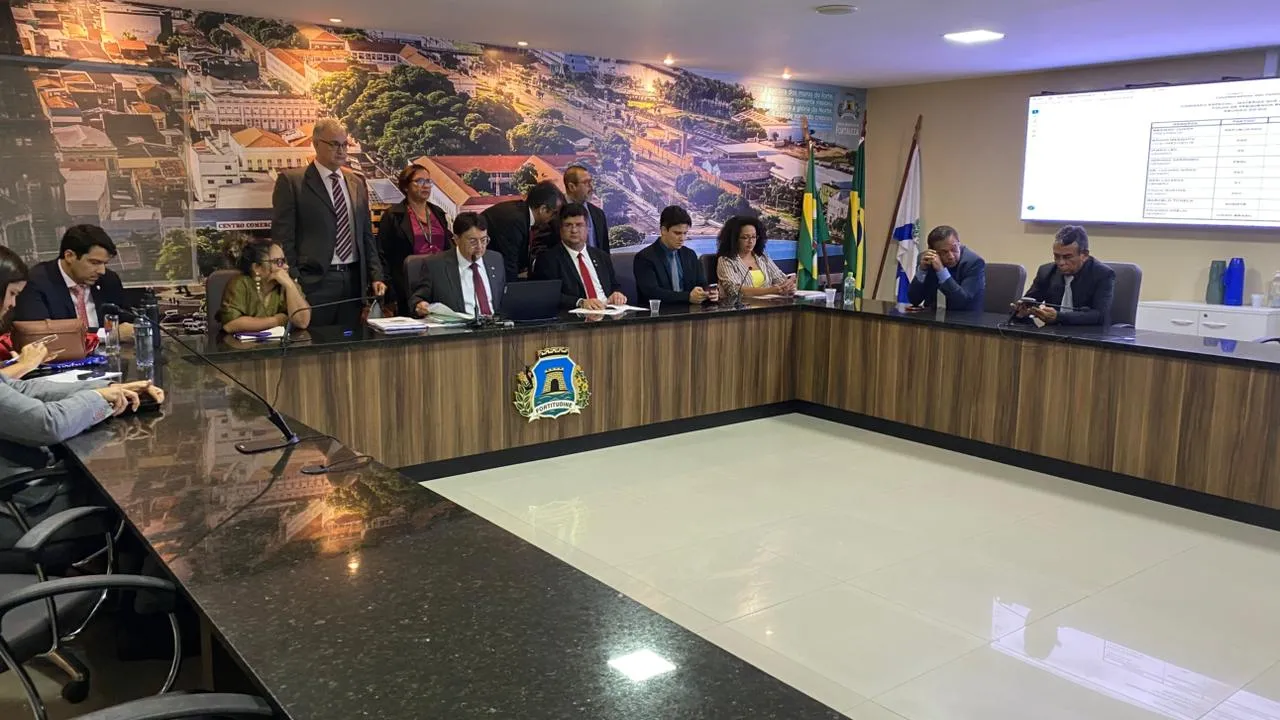 Comissão do Plano Diretor aprovou o parecer do relator no mesmo dia do plenário.