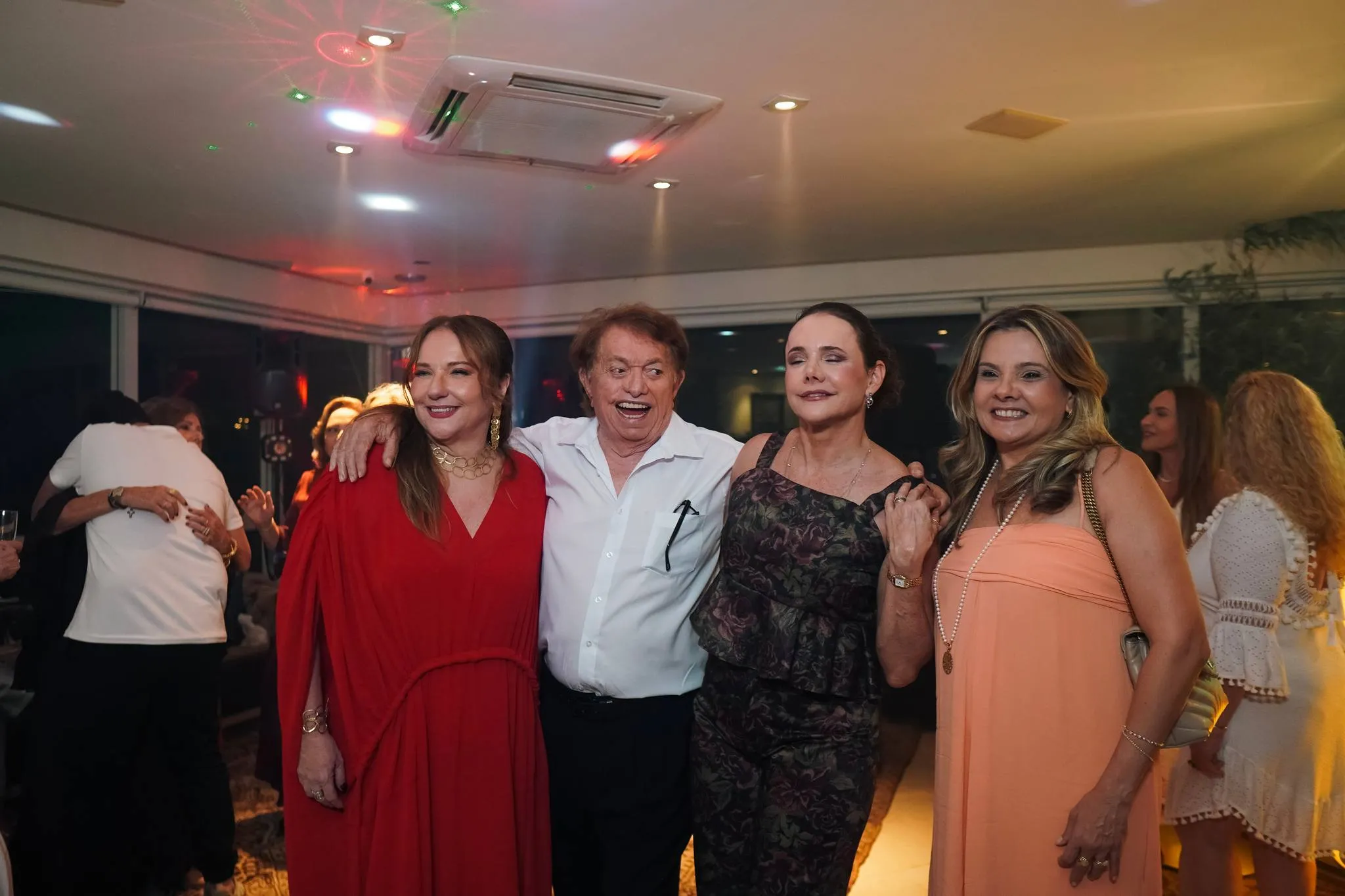 Aniversário Luiziane Cavalcante