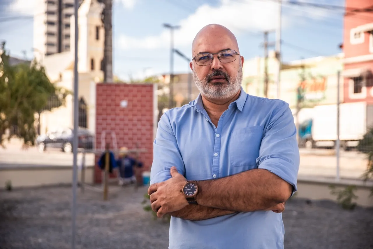 Pró-reitoria de Cultura será responsável por gerir a Praça Cultural São Pedro. Na foto, o pró-reitor Sandro Gouveia.