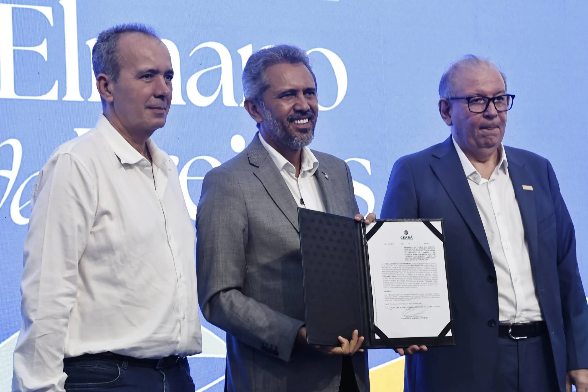 Assinaturas de Contratos